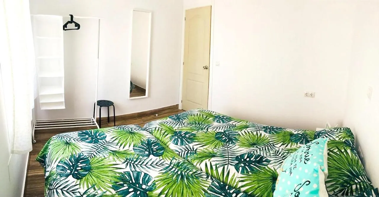 Apartment With 3 Bedrooms In Malaga, With Wifi  马拉加