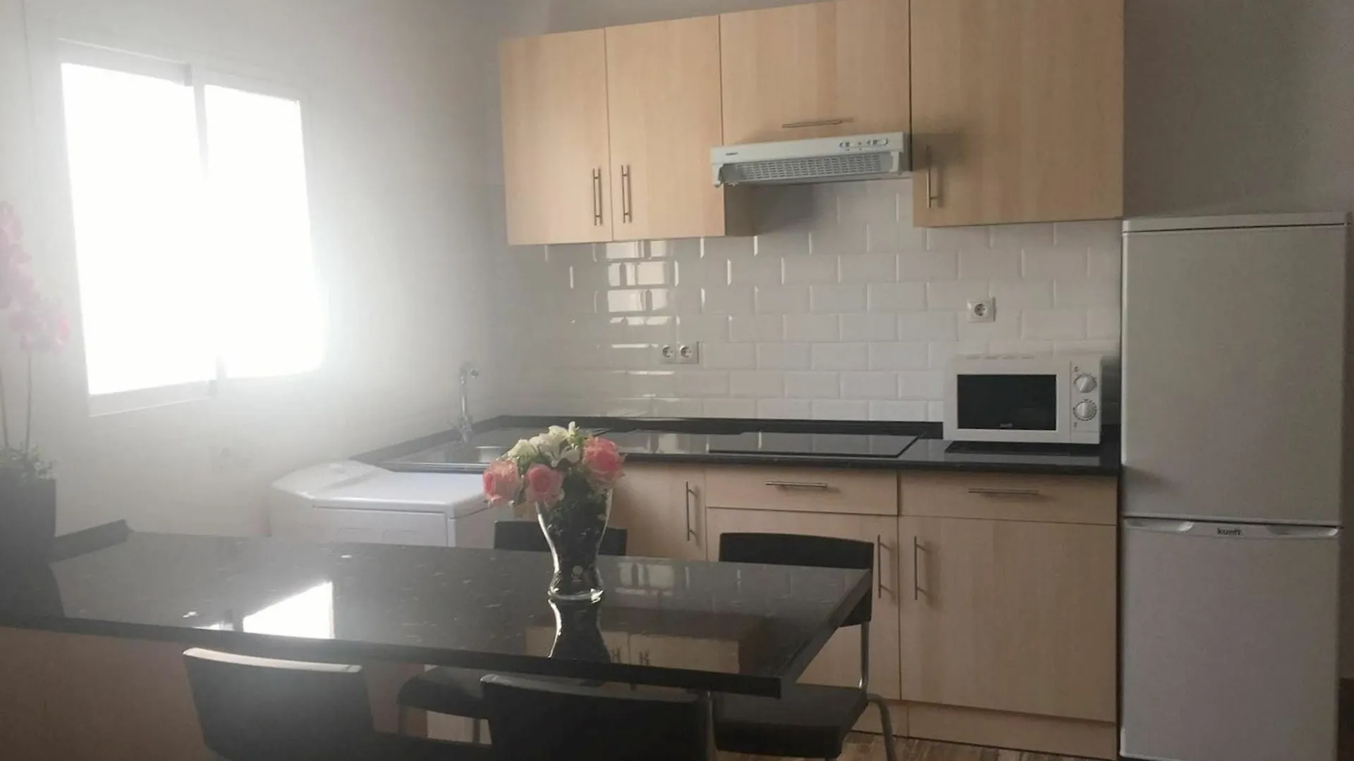 Apartment With 3 Bedrooms In Malaga, With Wifi 马拉加